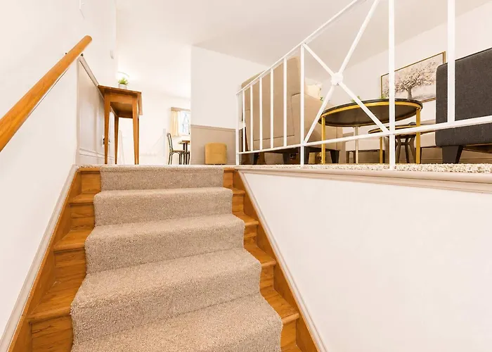 Holiday home Easton 4br Getaway, Game And 2 Living Areas